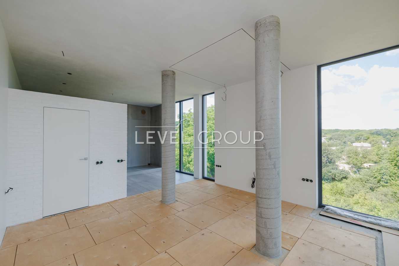 Продажа дома 350 м², Парниковая ул., 5