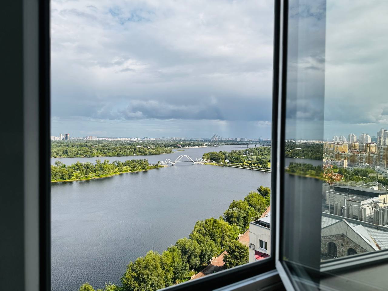 Аренда 3-комнатной квартиры 129 м², Героев Сталинграда просп., 12Е