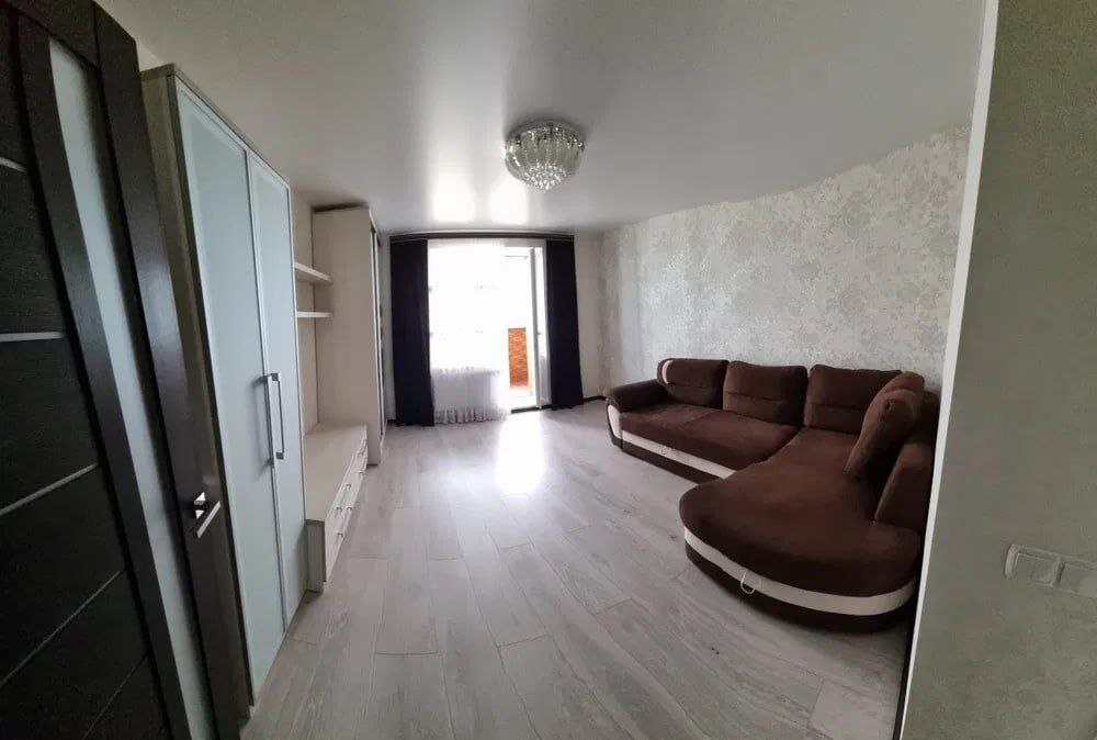 Продажа 1-комнатной квартиры 50 м², Михаила Лушпы просп.