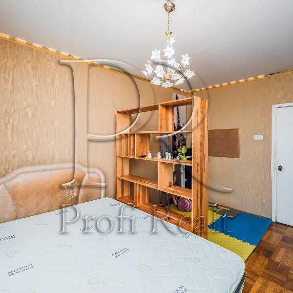 Продаж 3-кімнатної квартири 71 м², Григоровича-Барського вул., 7