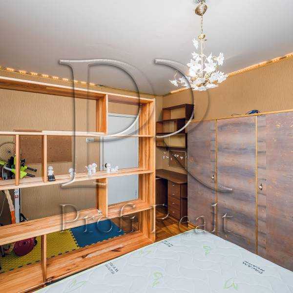Продаж 3-кімнатної квартири 71 м², Григоровича-Барського вул., 7
