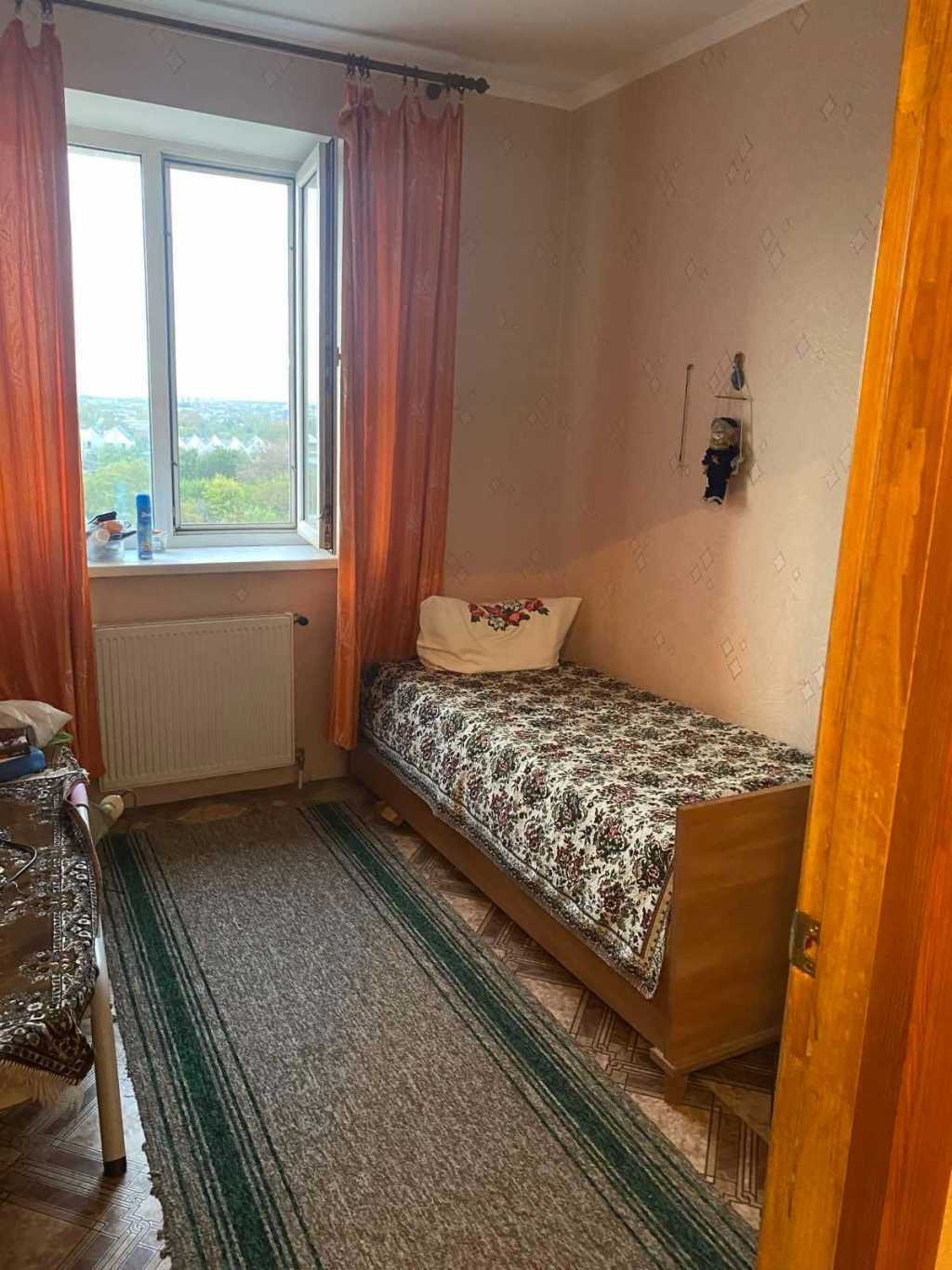 Продаж 3-кімнатної квартири 67 м², Соборна вул., 46