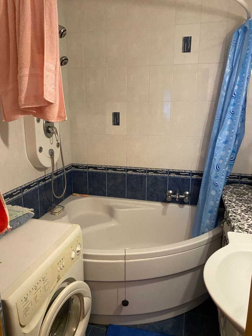 Продаж 3-кімнатної квартири 67 м², Соборна вул., 46