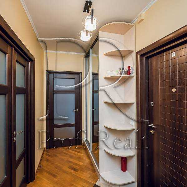 Продаж 2-кімнатної квартири 60 м², Миколи Матеюка вул., 5А