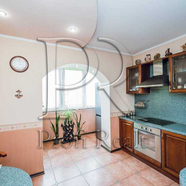 Продаж 3-кімнатної квартири 80 м², Миколи Василенка вул., 14Г