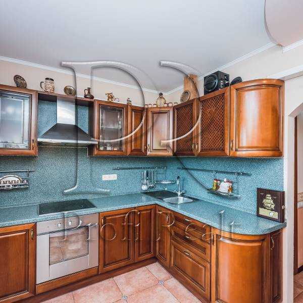 Продаж 3-кімнатної квартири 80 м², Миколи Василенка вул., 14Г