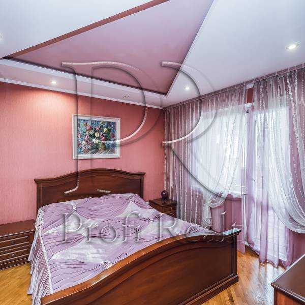Продаж 3-кімнатної квартири 80 м², Миколи Василенка вул., 14Г