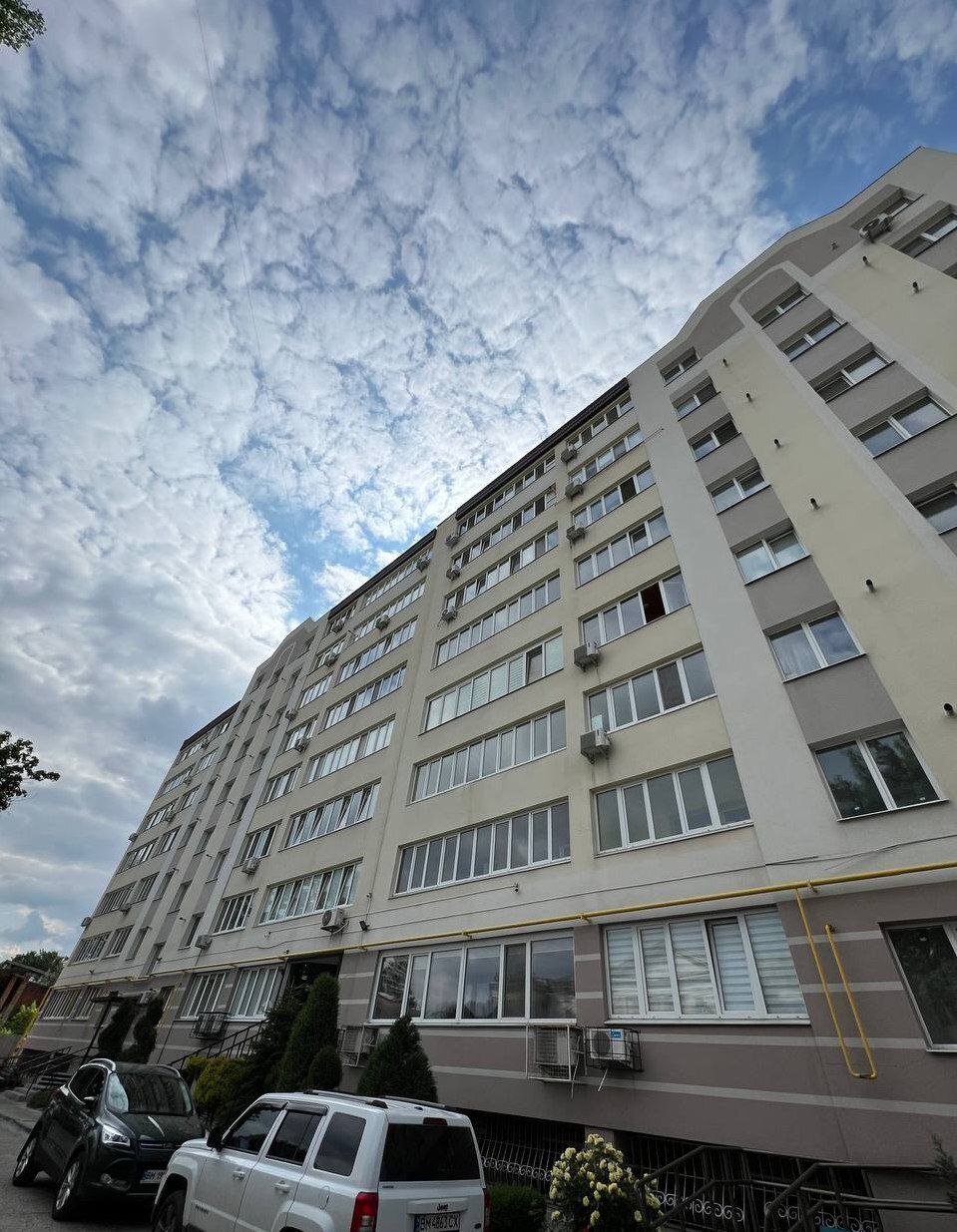 Продаж 1-кімнатної квартири 50.4 м², Інститутський пров.