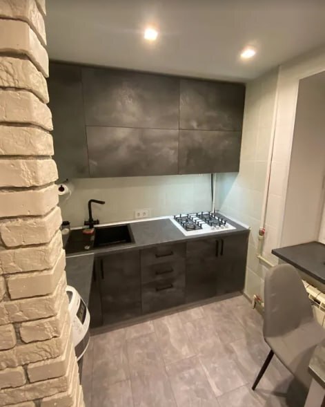 Продаж 1-кімнатної квартири 30.5 м², Курський просп.