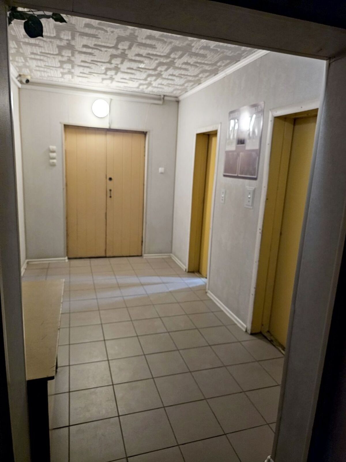 Продаж 3-кімнатної квартири 75 м², Миколая Михновського вул., 2