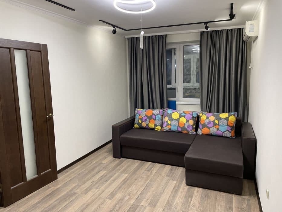 Продажа 1-комнатной квартиры 45 м², Прокофьева ул.