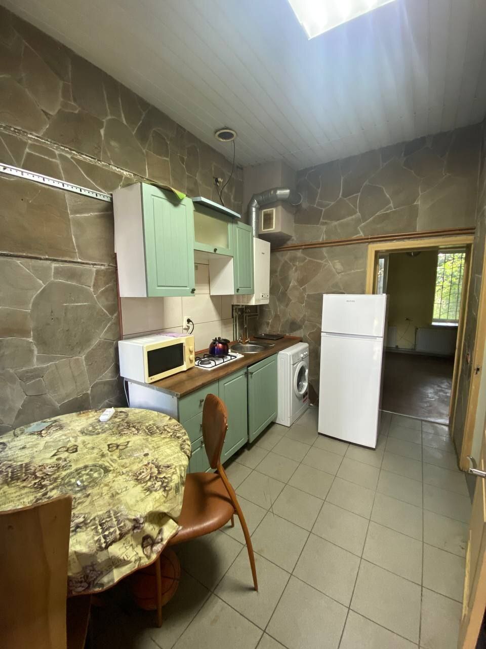 Продаж 1-кімнатної квартири 28.4 м², Горького вул.