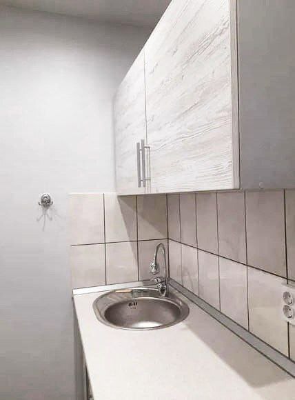Продаж 1-кімнатної квартири 21 м², Праці вул.