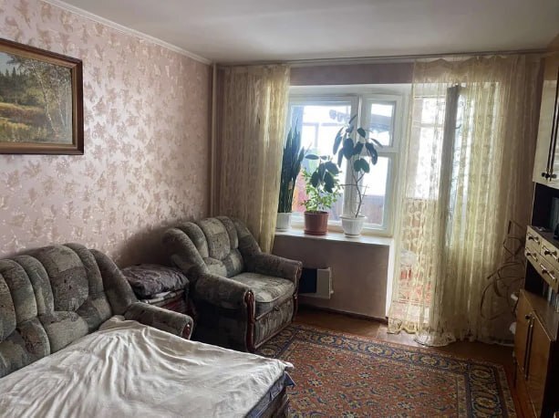Продажа 1-комнатной квартиры 42.2 м², Заливная ул.