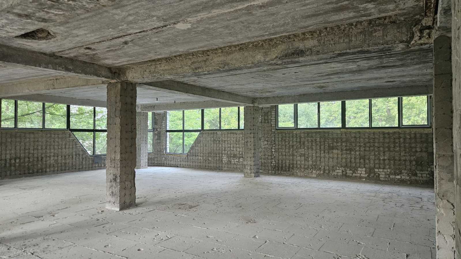 Аренда помещения свободного назначения 1000 м², Львовская ул., 59А