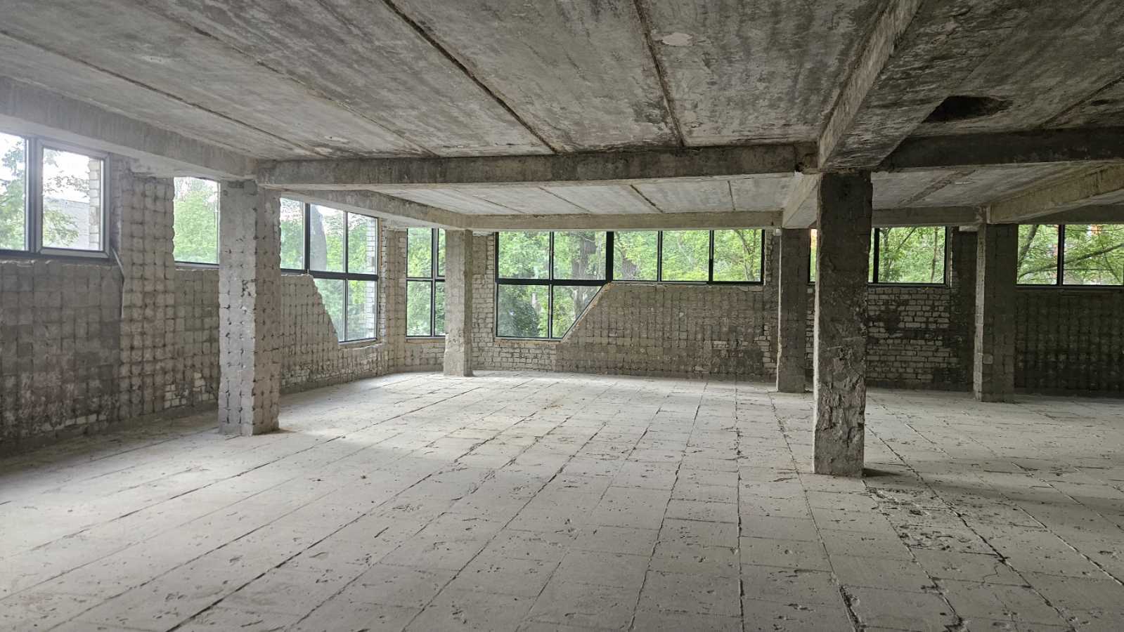 Аренда помещения свободного назначения 1000 м², Львовская ул., 59А