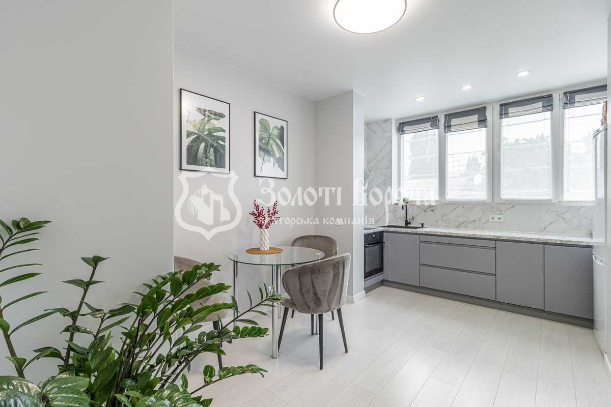 Продаж 1-кімнатної квартири 37 м², Весняний пров., 2