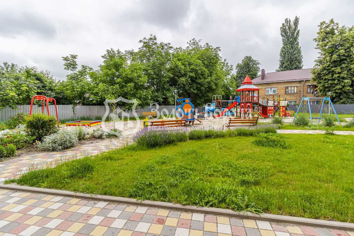 Продаж 1-кімнатної квартири 37 м², Весняний пров., 2