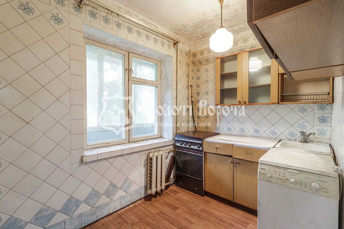 Продаж 2-кімнатної квартири 47 м², Ореста Субтельного вул., Левицького, 8