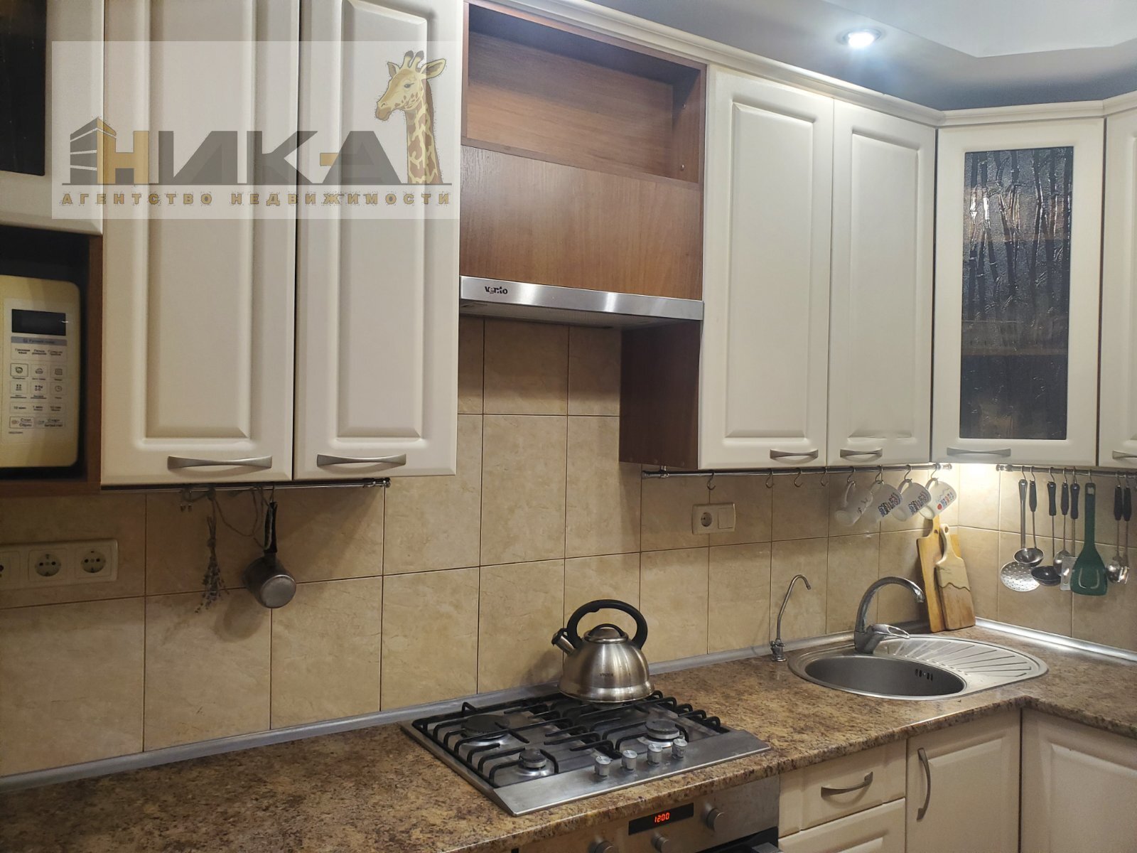 Продажа 2-комнатной квартиры 53 м², Новокузнецкая ул.