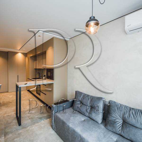 Продаж 1-кімнатної квартири 42 м², Академіка Заболотного вул., 1Б