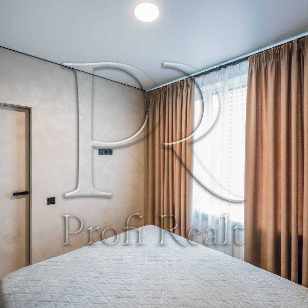 Продаж 1-кімнатної квартири 42 м², Академіка Заболотного вул., 1Б