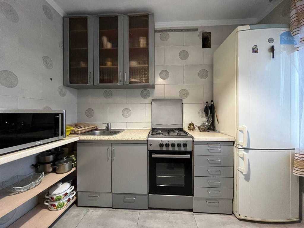 Продажа 3-комнатной квартиры 61 м², Броварской Сотни ул., 16