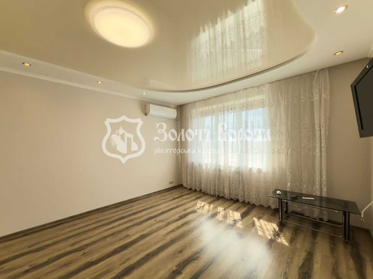 Продаж 1-кімнатної квартири 43 м², Сергія Москаленко вул., 45