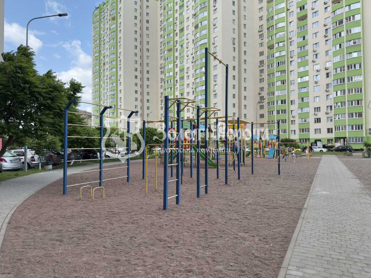 Продаж 1-кімнатної квартири 43 м², Сергія Москаленко вул., 45