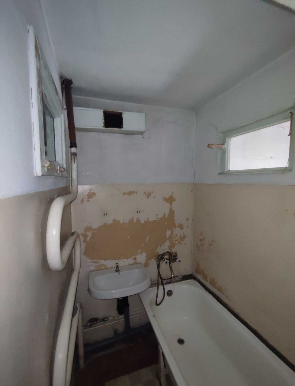 Продажа 2-комнатной квартиры 45 м², Центральный просп., 173