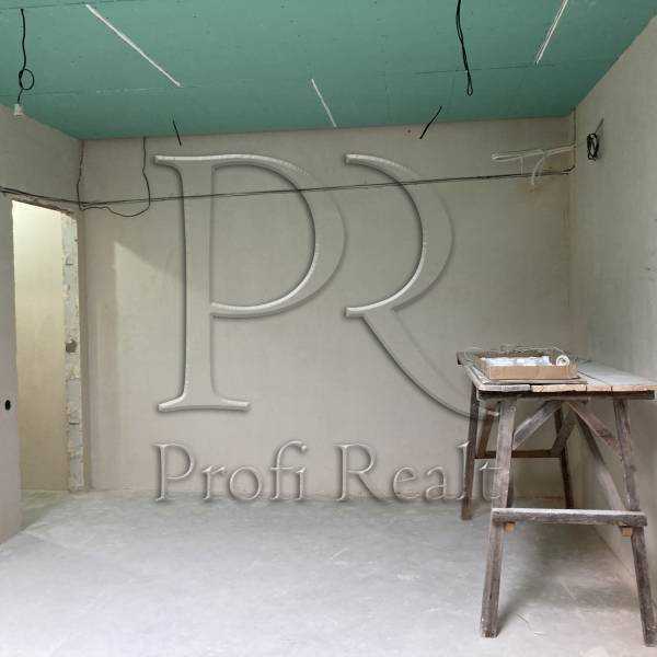 Продажа 3-комнатной квартиры 131 м², Тарасовская ул., 9