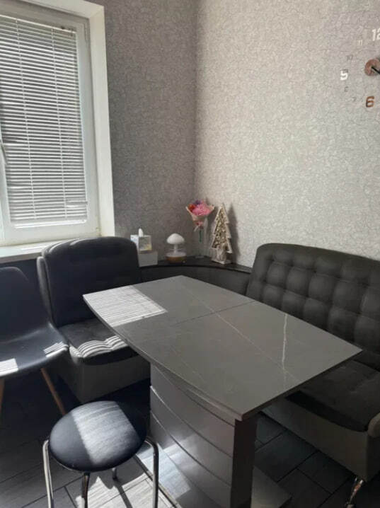 Продаж 3-кімнатної квартири 63 м², Ковпака вул.