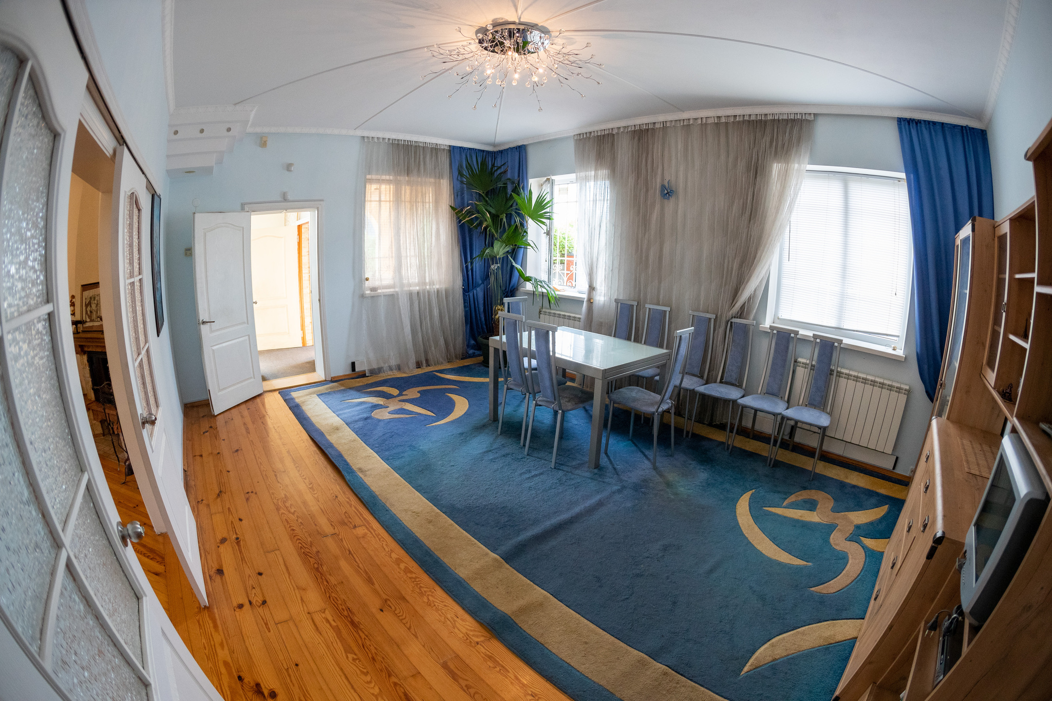 Продаж будинку 240 м², Іванково, Бориспільська вул.