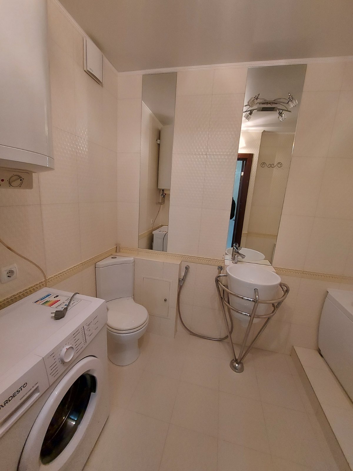 Аренда 3-комнатной квартиры 80 м², Академика Королева ул., 48