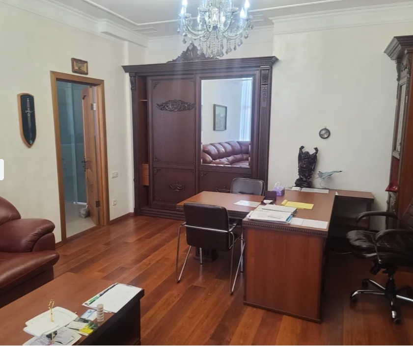Аренда офиса 100 м², Французский бул.