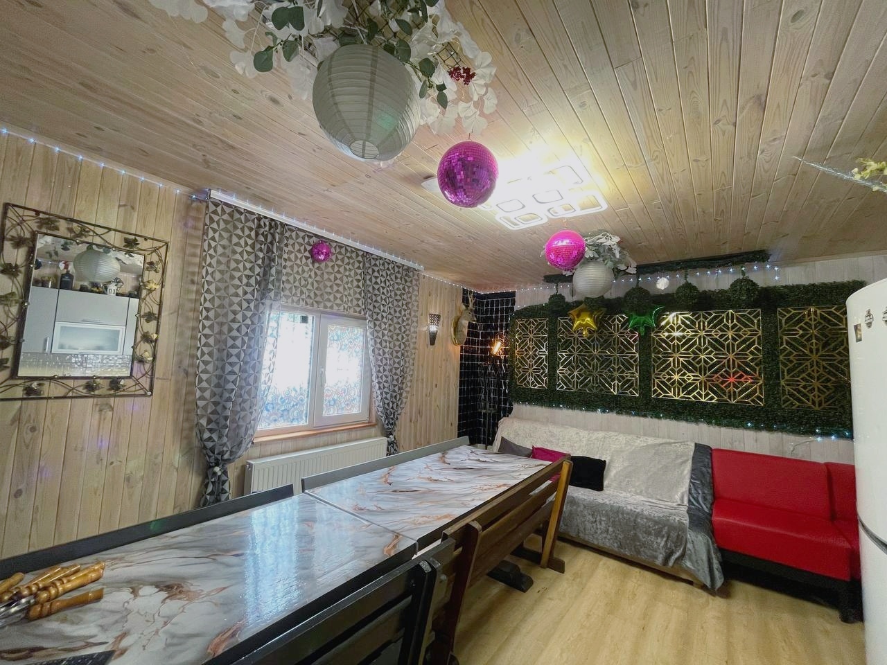Дом посуточно 110 м², 51-я Садовая ул.