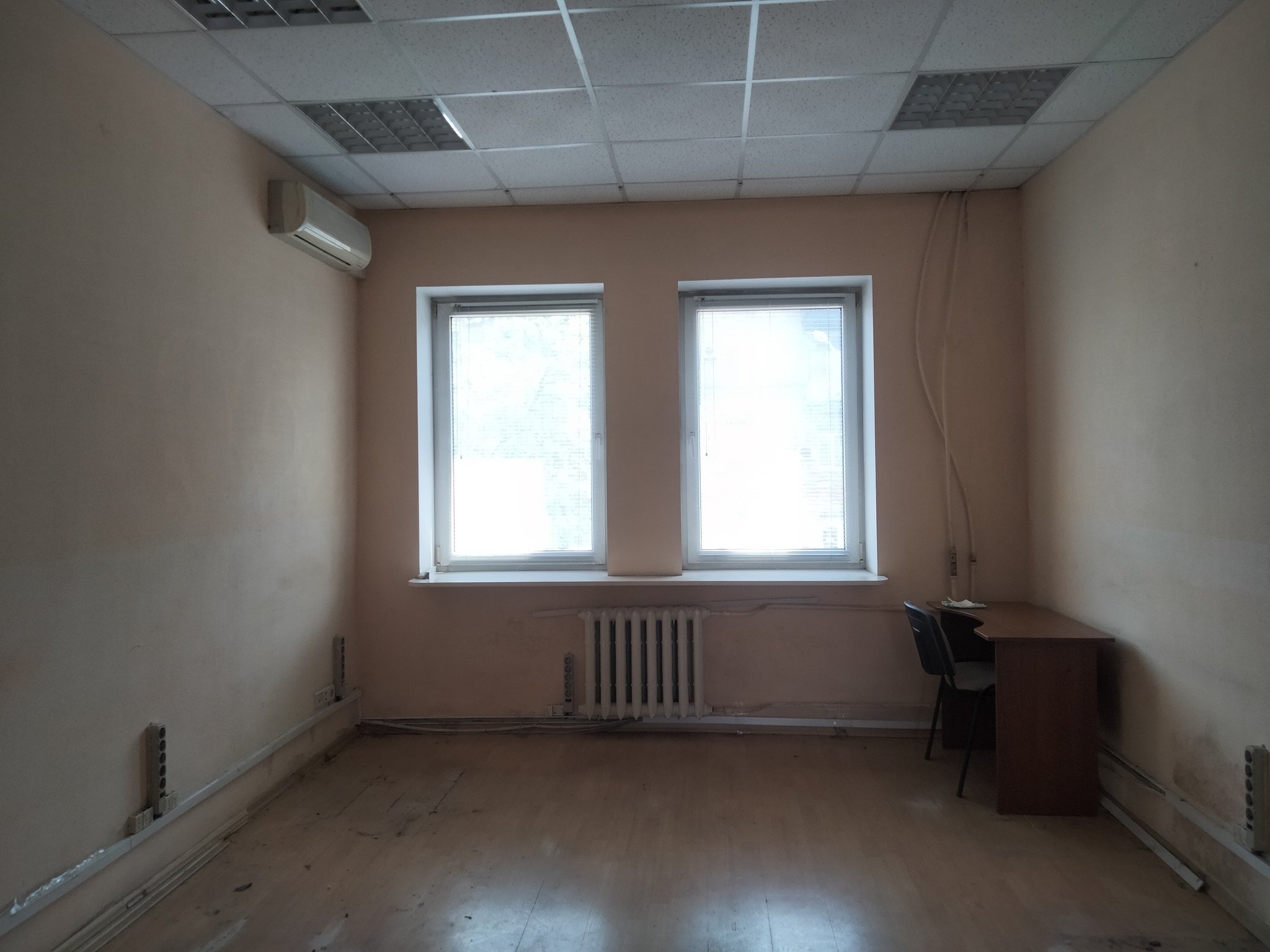 Продаж 3-кімнатної квартири 62.3 м², Привокзальна вул., 3
