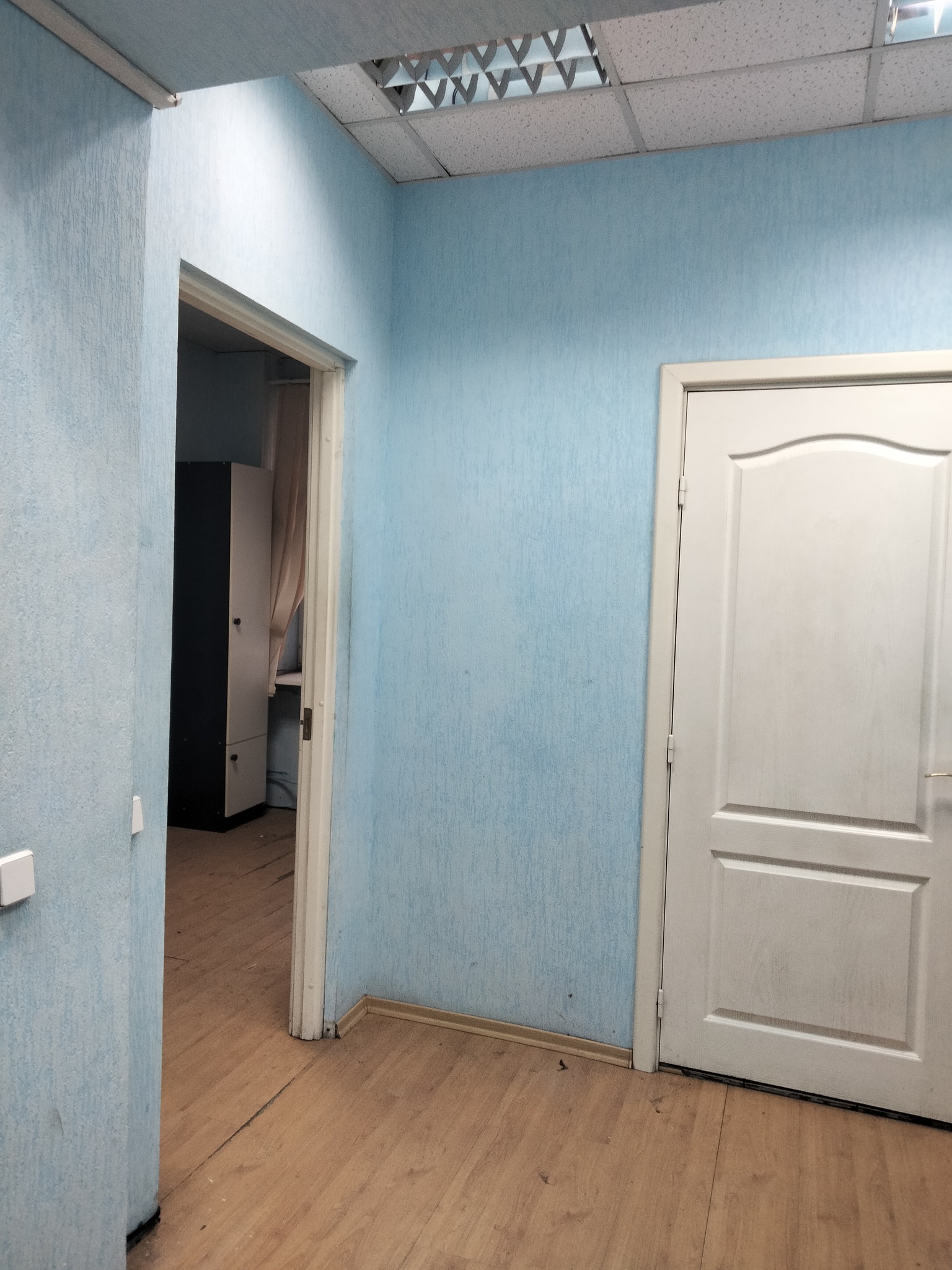 Продаж 3-кімнатної квартири 62.3 м², Привокзальна вул., 3