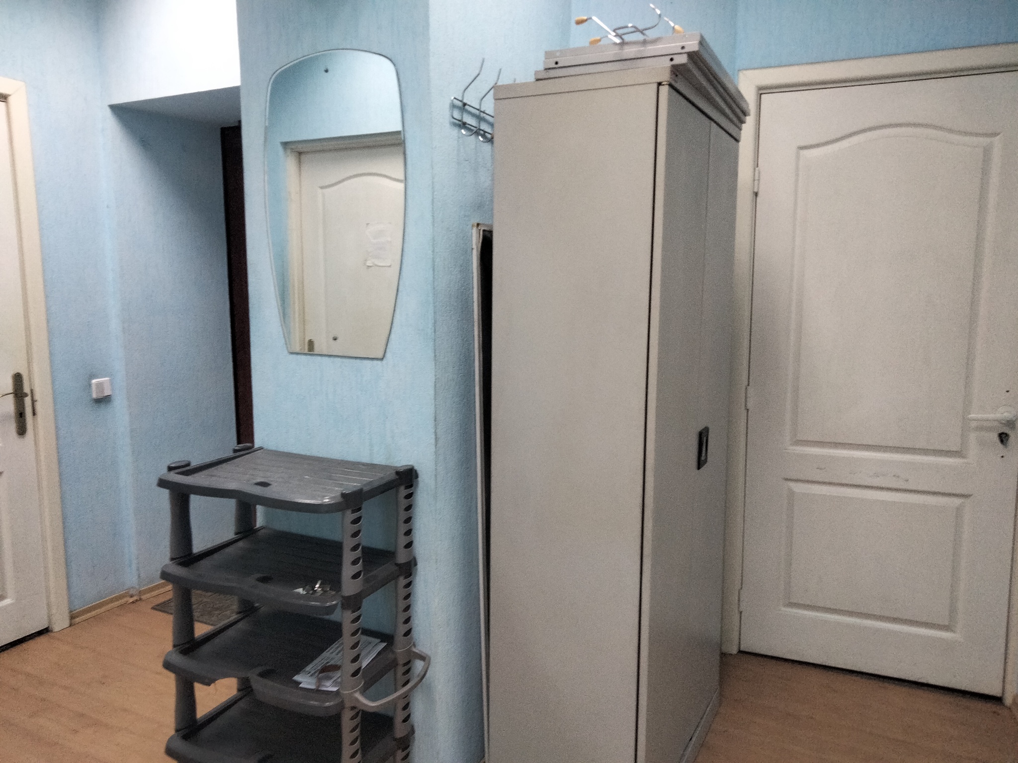 Продаж 3-кімнатної квартири 62.3 м², Привокзальна вул., 3