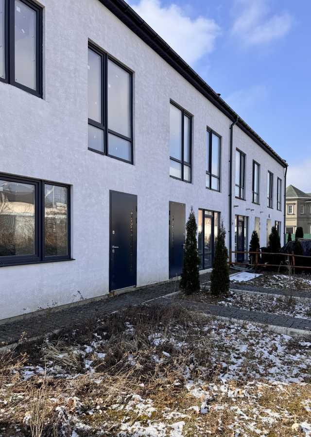 Продаж таунхауса 79.6 м², Молодіжна вул., 114