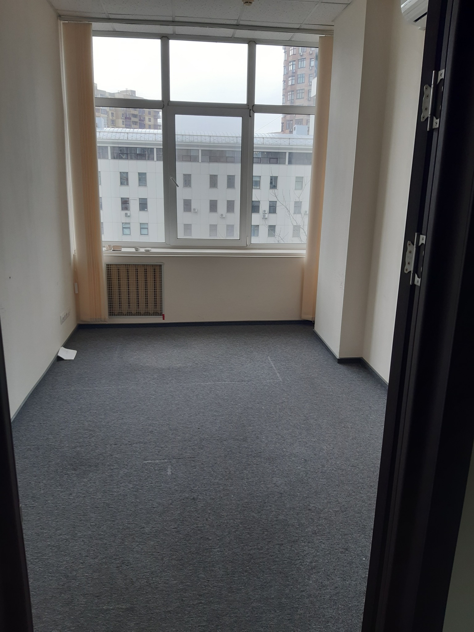Аренда офиса 8.2 м², Ежи Гедройца ул.