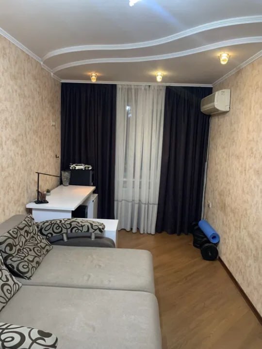 Продаж 2-кімнатної квартири 45 м², Лесі Українки пров.