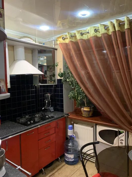 Продаж 2-кімнатної квартири 45 м², Лесі Українки пров.