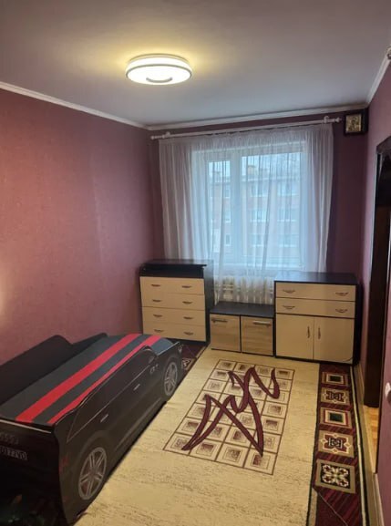 Продаж 2-кімнатної квартири 47 м², Миру вул.