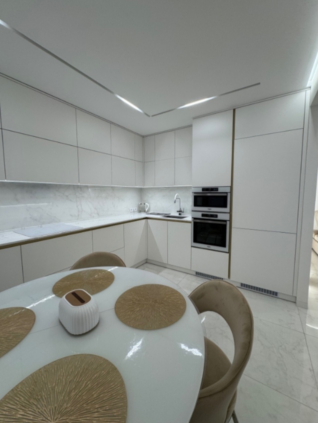 Аренда 3-комнатной квартиры 107 м², Юрия Шумского ул., 5