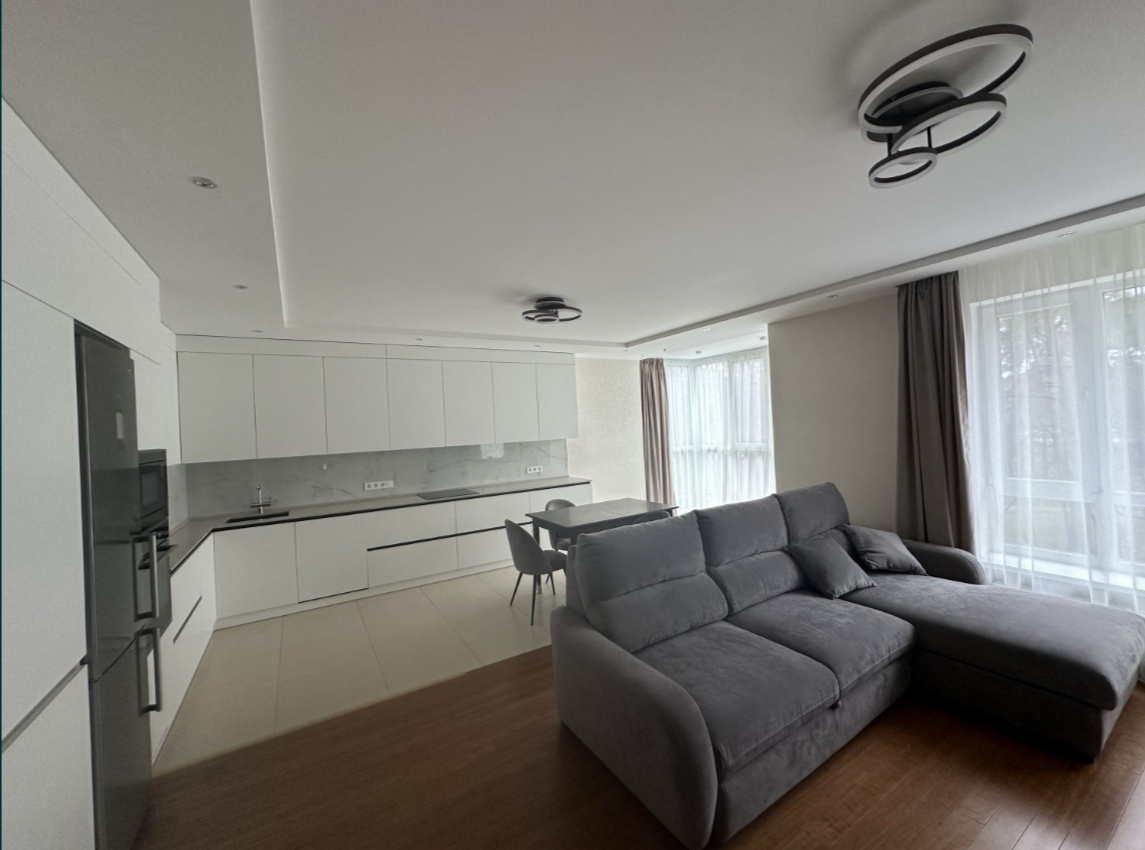 Аренда 3-комнатной квартиры 89 м², Воскресенская ул., 16