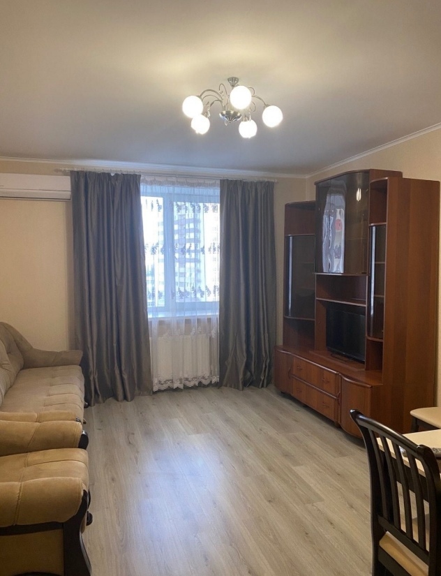 Аренда 2-комнатной квартиры 60 м², Комбинатная ул., 25