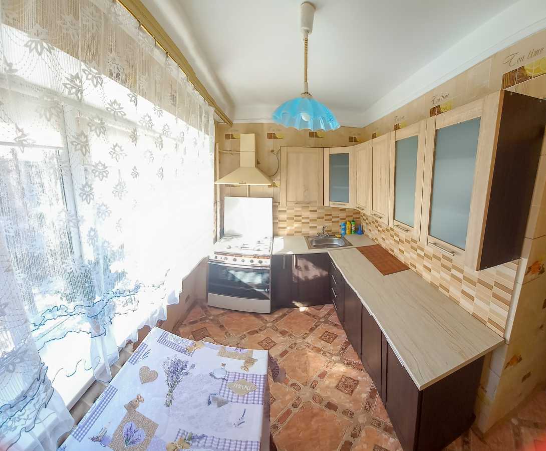 Продажа 2-комнатной квартиры 45 м², Донецкая ул., 53