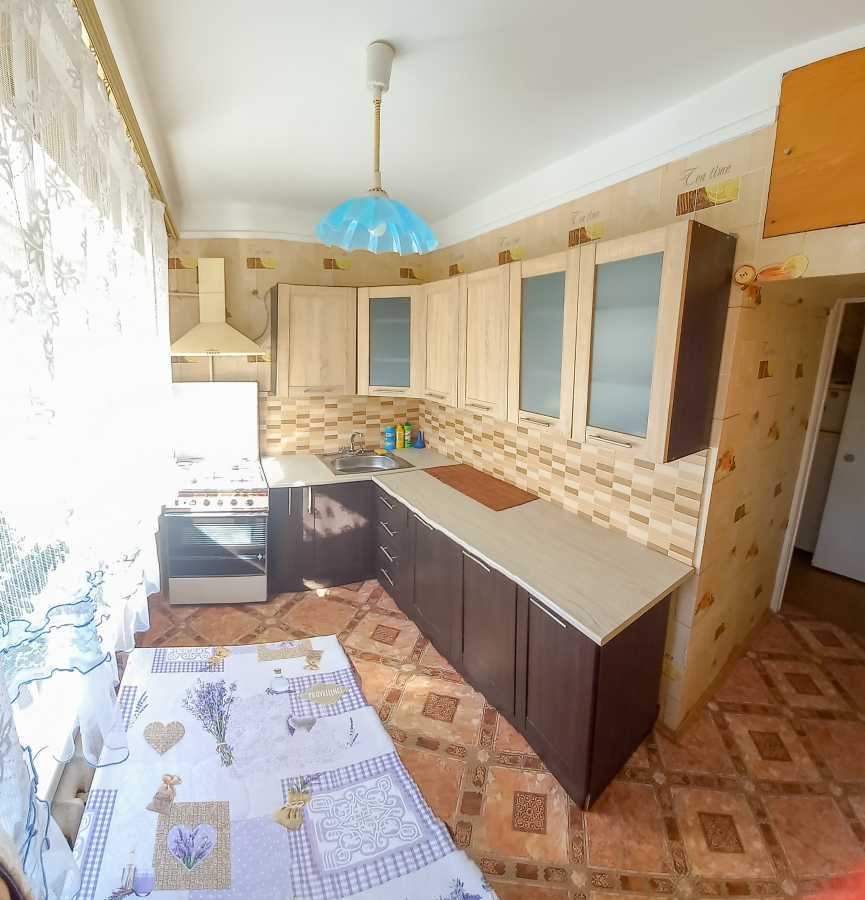 Продажа 2-комнатной квартиры 45 м², Донецкая ул., 53