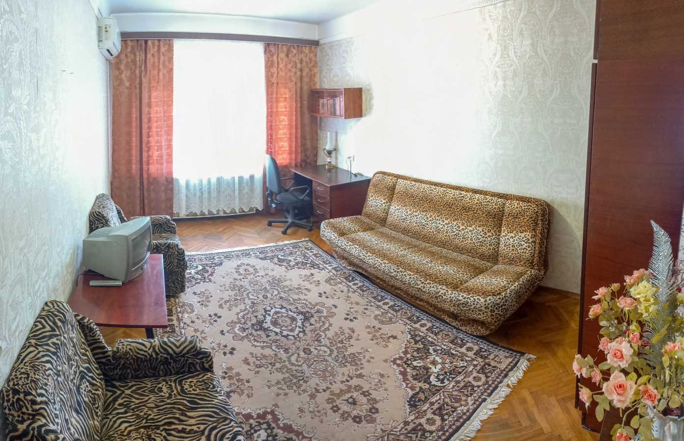 Продажа 2-комнатной квартиры 45 м², Донецкая ул., 53